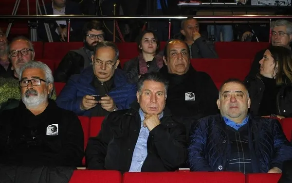 Sevenleri usta oyuncu Münir Özkul'u son yolculuğuna uğurladı - 3