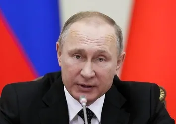 Putin: ABD'li diplomatlar sınır dışı edilmeyecek