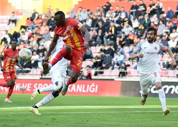 Kayserispor doludizgin ilerliyor! Kayserispor 3-1 Ümraniyespor MAÇ SONUCU