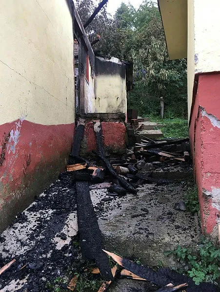 1634068825878.jpg Sobayı yakmaya çalışırken hem kendini hem evi yaktı - 4
