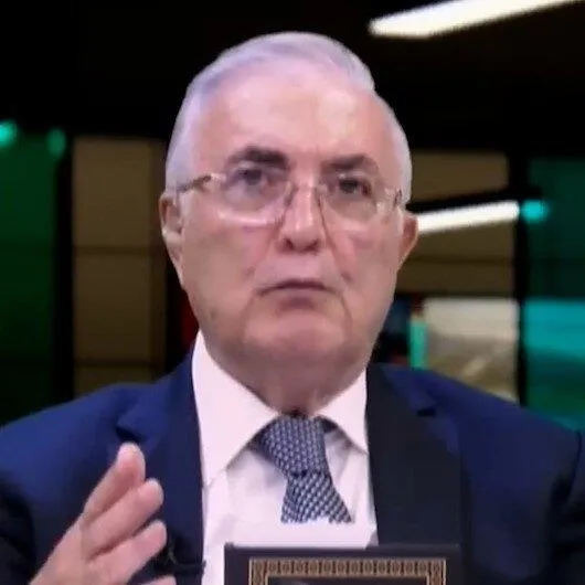 chpli-eski-vekil-simdi-de-kilicdaroglunu-hafiz-ilan-etti-1665310055923.jpeg CHP'li eski Milletvekili Ensar Öğü şimdi de CHP Lideri Kemal Kılıçdaroğlu’nu hafız ilan etti! - 3