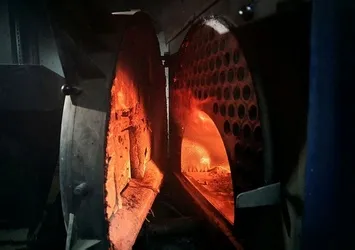 Zeytin çekirdeği ile ısınıyorlar...