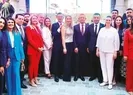 Emekçiler eylemde CHPli başkanlar Pariste