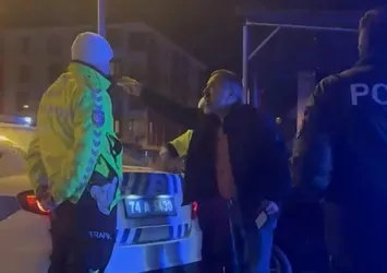 Polisin dur ihtarına uymayan alkollü sürücü CHP'li eski meclisi üyesi çıktı!