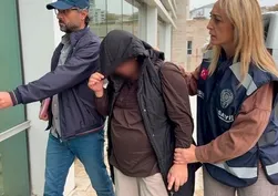 AVM'de 20 bin liralık hırsızlık! Çok sayıda suç kaydı çıktı