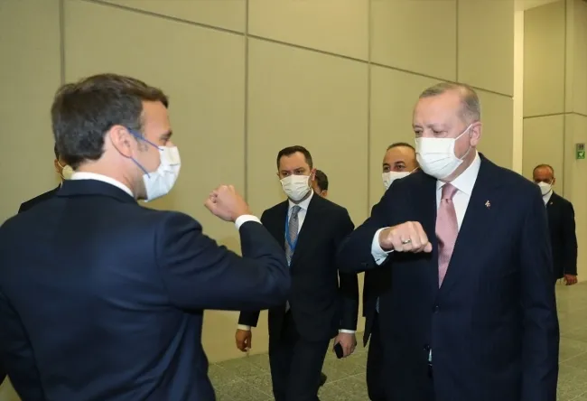 Son dakika: Fransa Cumhurbaşkanı Emmanuel Macron'dan dikkat çeken Türkiye açıklaması - 4