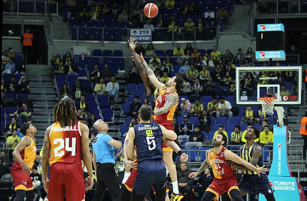 pota-derbisinin-galibi-fenerbahce-fenerbahce-86-64-galatasaray-nef-mac-sonucu-1680559475735.jpg Pota derbisinin galibi Fenerbahçe! Fenerbahçe 86-64 Galatasaray NEF (MAÇ SONUCU) - 2