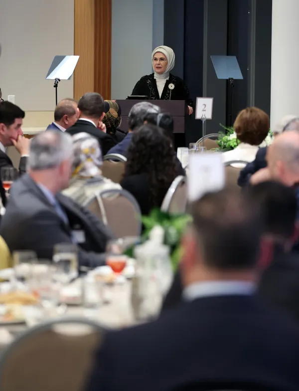 Emine Erdoğan New York’ta TASC’ın geleneksel iftarına katıldı: Dünyaya umut kaynağı olan Türkiye’nin temsilcilerisiniz