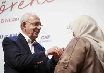 CHP'nin yalan siyaseti rezil etti! Kemal Kılıçdaroğlu'nun rozet taktığı kadının gerçekleri ortaya çıktı | Hiç AK Parti üyesi olmamış