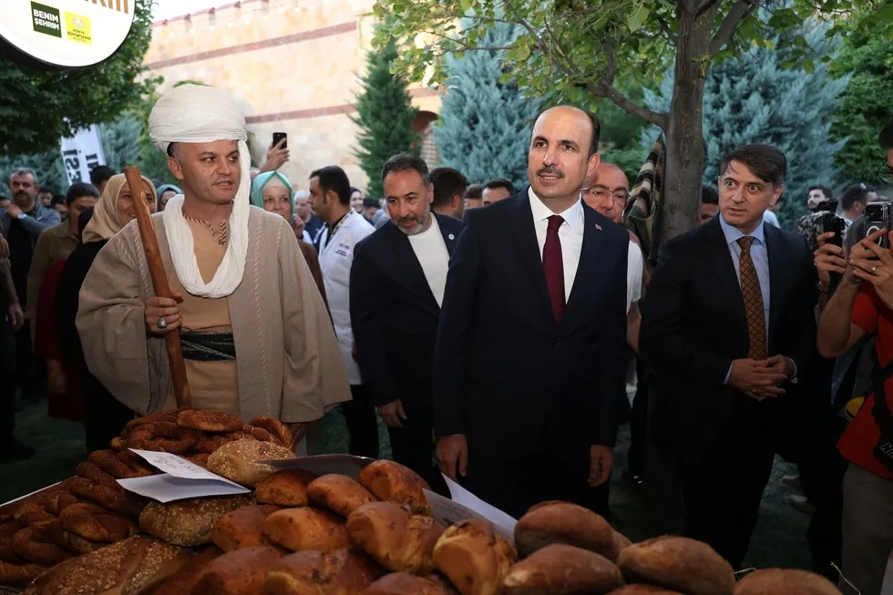 4-konya-gastrofest-basladi-konyanin-asirlik-lezzetleri-gorucuye-cikti-1788461899429.jpg (Fotoğraf: Konya Büyükşehir Belediyesi)