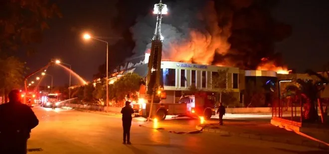 İzmir Çiğli’de plastik fabrikasında yangın