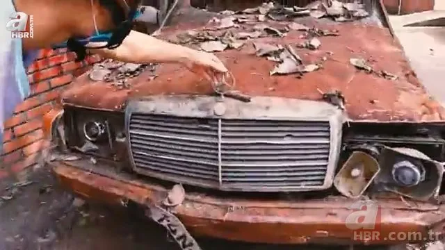 40 yıllık Mercedes’in parçalarını elden geçirdi 🚗 Hurdadan aldığı arabayı sıfır gibi yaptı hayran bıraktı