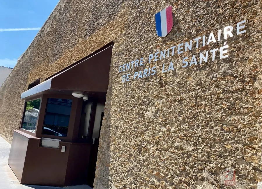 Eski Fransız Lider Sarkozy hapse giriyor! Avrupa Birliği'nde ilk 2