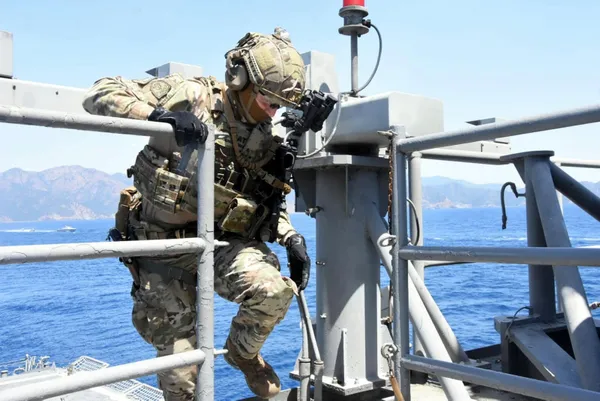 Milli Savunma Bakanı Hulusi Akar terörle mücadelede net konuştu: Kandil’e kadar yolu var!