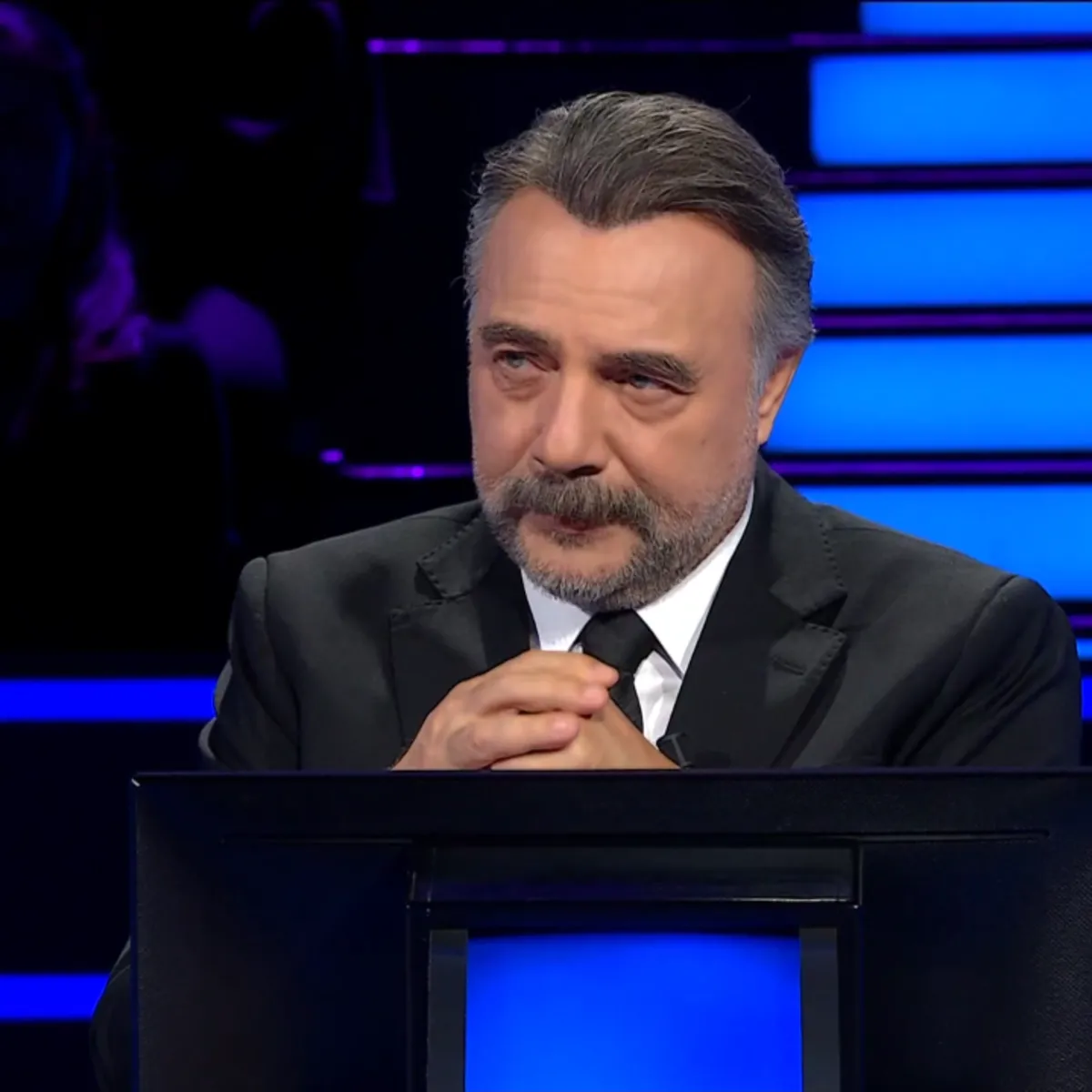 Milyoner’de Süleyman Çakır anıldı! Yarışmacının “45 bölüm” sitemi güldürdü