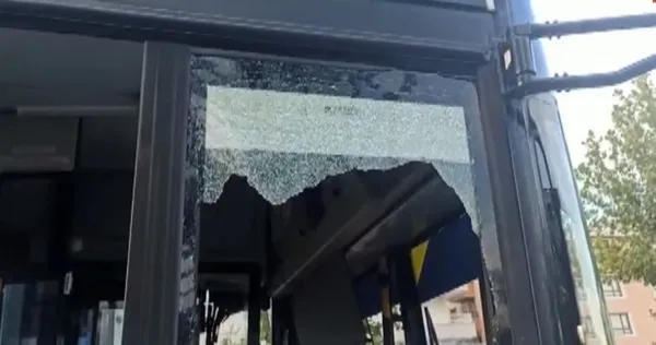 1630984572924.jpg Belediye otobüsüne ateş eden şüpheli yakalandı! - 3
