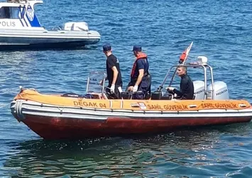 Büyükada sahilde erkek cesedi bulundu