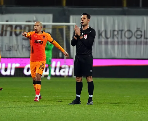 Galatasaray ağır yaralı! Galatasaray Karagümrük deplasmanında mağlup oldu