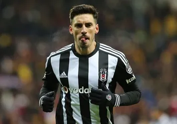 Jose Sosa'dan Beşiktaş'a teklif!