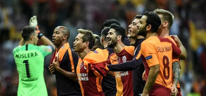 Şampiyonlar Ligi D Grubu puan durumu! Galatasaray ilk maçlar sonunda zirvede!