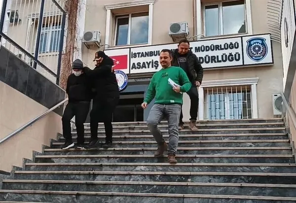 Banka müdüründen büyük vurgun: 19 yıl böyle saklanmış! 'Binbir surat' bakın nerede yakalandı - 1
