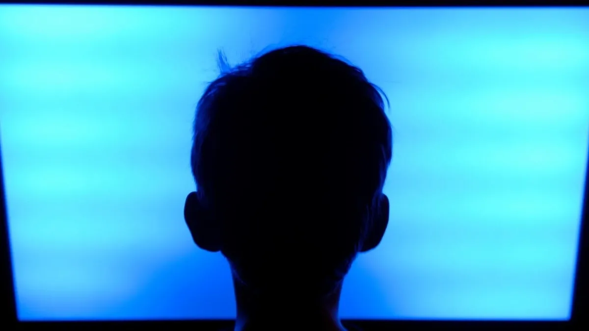 Bir şey olmaz demeyin: Fazla ekran çocuklarda hangi sorunları doğuruyor?