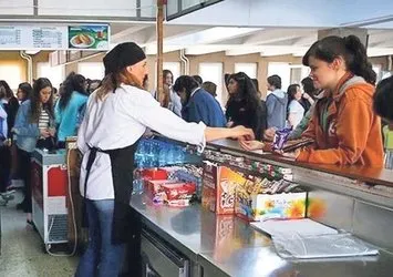 Özel okulda tost fiyatları velileri isyan ettirdi! Üçe katladılar