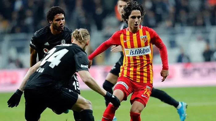 Resmen duyuruldu! Kayserispor'un genç yıldızı Emre Demir Barcelona'ya transfer oldu | Serbest kalma maddesi 400 milyon euro - 2