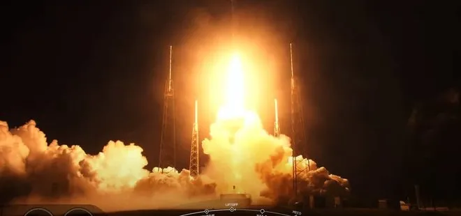TÜRKSAT 5B uzay yolunda! Türkiye’nin 8’inci uydusu fırlatıldı