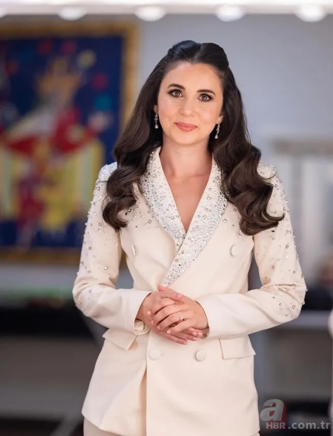 Ünlü şarkıcı Karsu evlendi! Düğünden ilk kareler... 8