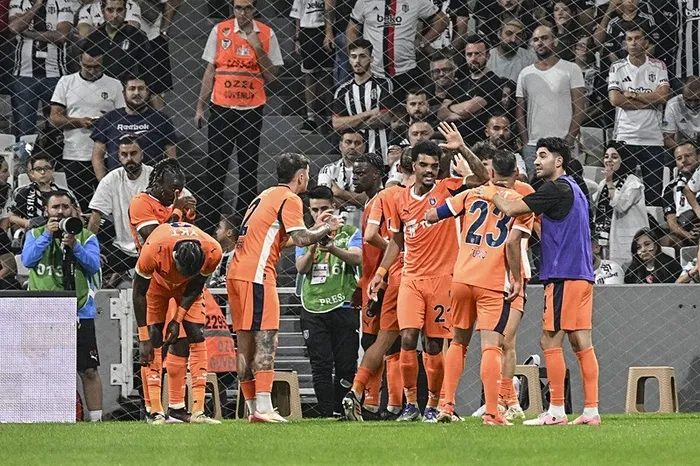 besiktasin-yeni-transferleri-sahnede-basaksehir-virajindan-kritik-3-puan-1757791194700.jpeg Fotoğraf (AA)