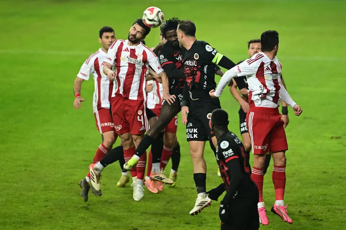 super-ligde-perde-antalyada-acilacak-1769783788257.jpg Fotoğraf (AA)