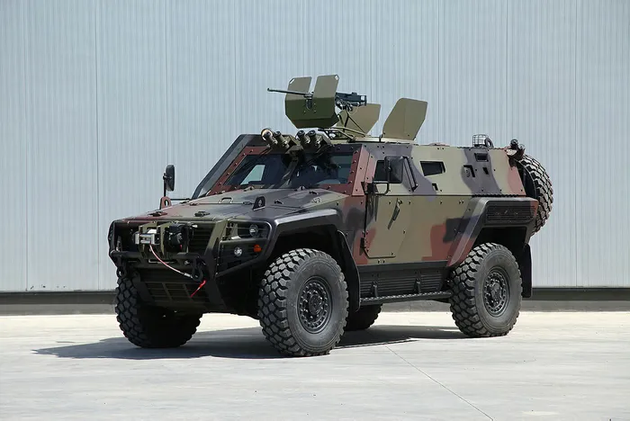 Otokar, Kuveyt'te Cobra II ve Arma 6x6 araçlarını görücüye çıkardı - 1