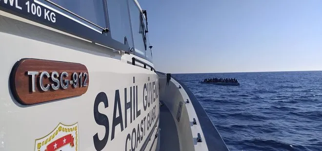 Son dakika: Yunanistan’ın Türk sularına ittiği 89 göçmen kurtarıldı