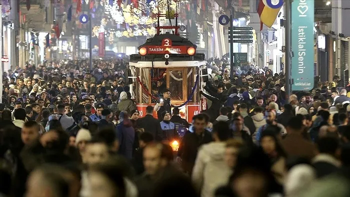 1726646295503.jpg TÜİK duyurdu: Türkiye'de beklenen yaşam süresi 77,3 yıl - 1