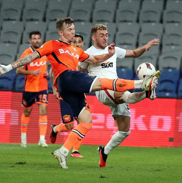 Başakşehir - Galatasaray: 1- 2 | Icardi tarihe geçti MAÇ SONUCU ÖZET