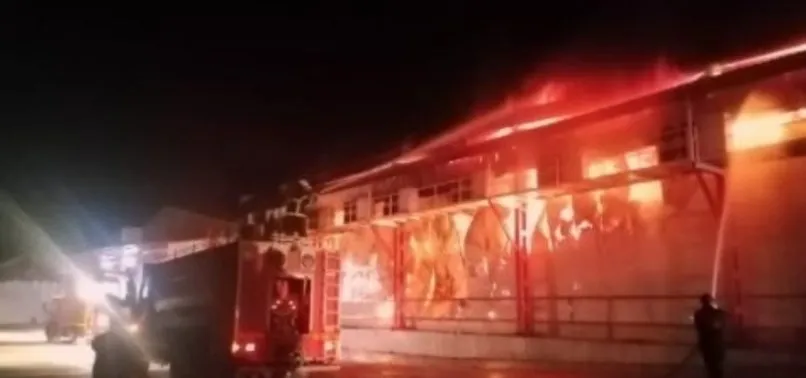 Hatay’da soğuk hava deposunda yangın çıktı! Bölgeye çok sayıda ekip sevk edildi