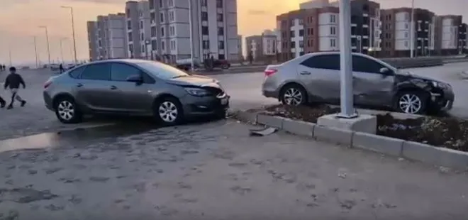 Diyarbarkır'da iki otomobil çarpıştı: 2 yaralı