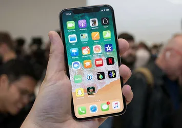 Yeni iPhone'lar ölü doğdu