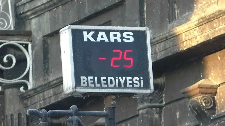 1579363611922.jpg Kars'ta termometreler eksi 25'i gösterdi - 2