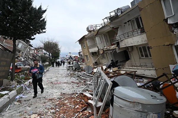 1692448218659.jpg Hükümet İstanbul için harekete geçti! Depreme yönelik hazırlıklara özel yasa taslağı hazırlanıyor! İlk etapta 600 bin bina... - 6