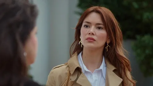 Bir Küçük Gün Işığı 31. bölüm 2. fragmanı! "Siz kocasını öldürmekten çekinmeyen bir kadınsınız!"