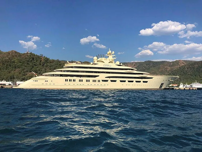 'Güzel kız' İstanbul Boğazı'ndan geçti - 2