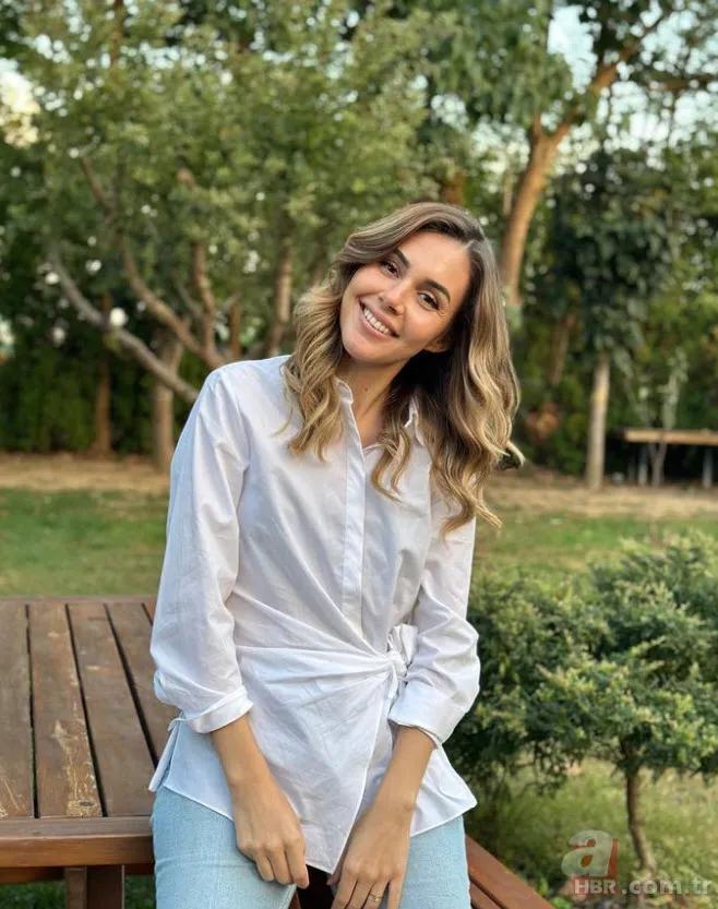 Berfu Yenenler’den şok eden itiraf! 19 yaşındayken ‘Kedicik’ olmaktan şans eseri kurtulmuş 1