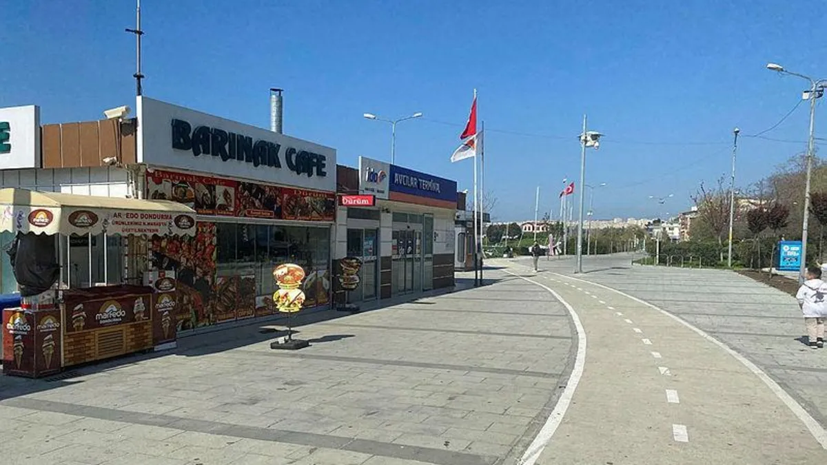 Avcılar’da bekçiye silahlı saldırı 20 yaşındaki suç makinesi bekçiyi silahla vurdu ağır yaralandı