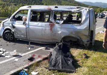Tokat’ta katliam gibi kaza! 2 ölü, 12 yaralı