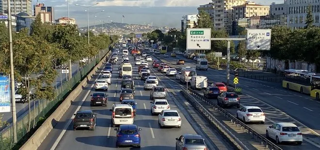 İstanbul’da cuma trafiği! Yoğunluk yüzde 80 olarak ölçüldü