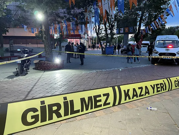 Gaziantep’te CHP’lilerin AK Parti otobüsüne saldırı anı görüntüleri ortaya çıktı! Başkan Erdoğan yaralılarla görüştü