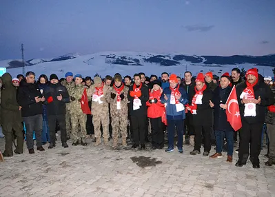 Sarıkamış şehitleri için temsili nöbet