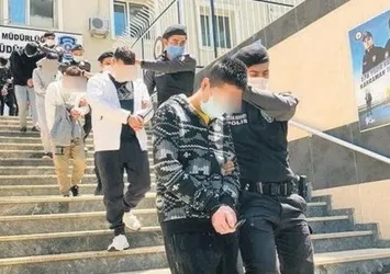 Skandalı gizli ses kayıtları ortaya çıkardı! 6 polis ve 1 avukata operasyon